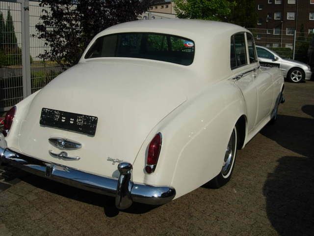 Rolls-Royce Silver Cloud