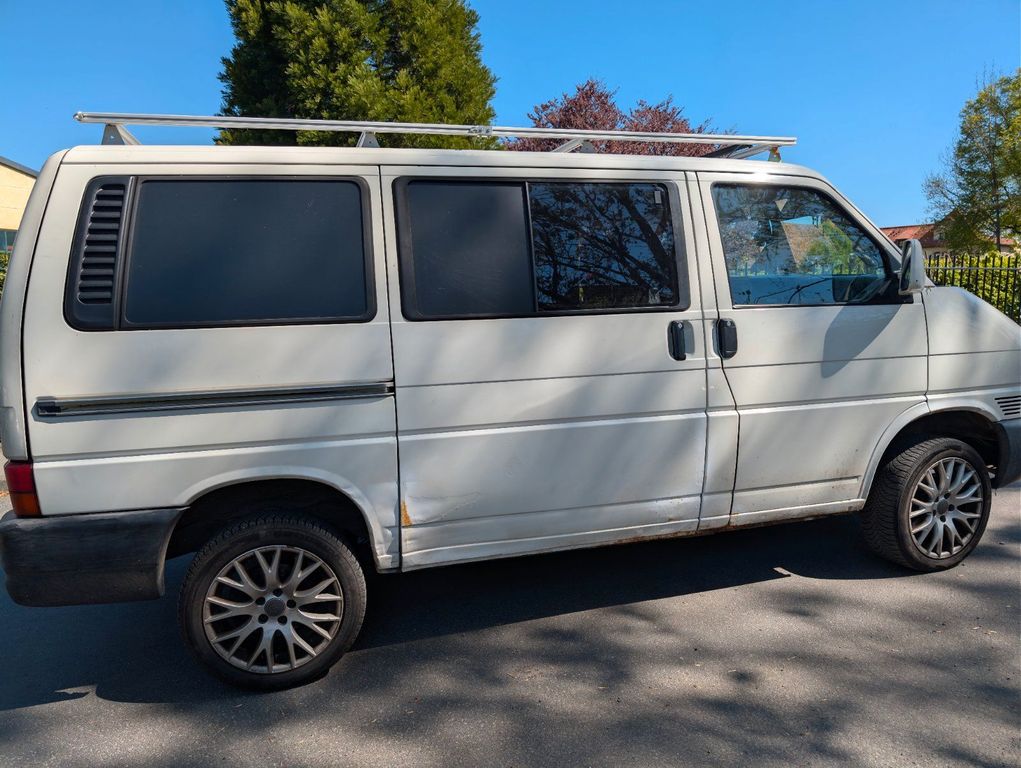 Volkswagen T4 Caravelle