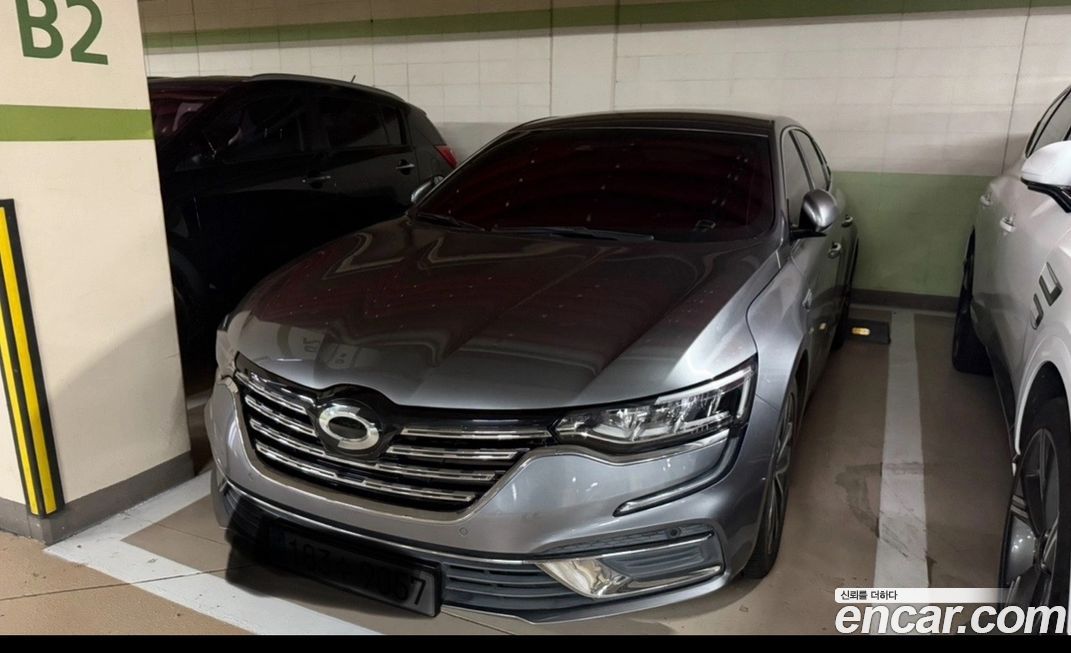Renault SM6