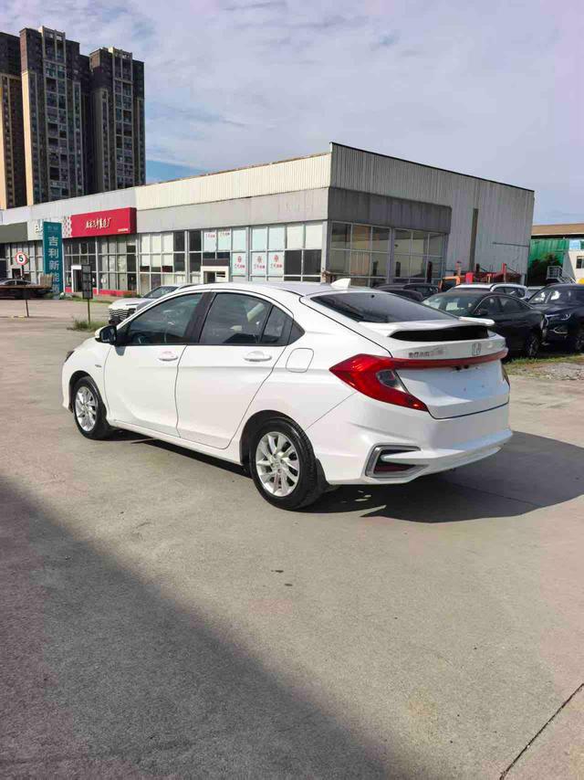 Honda Gienia