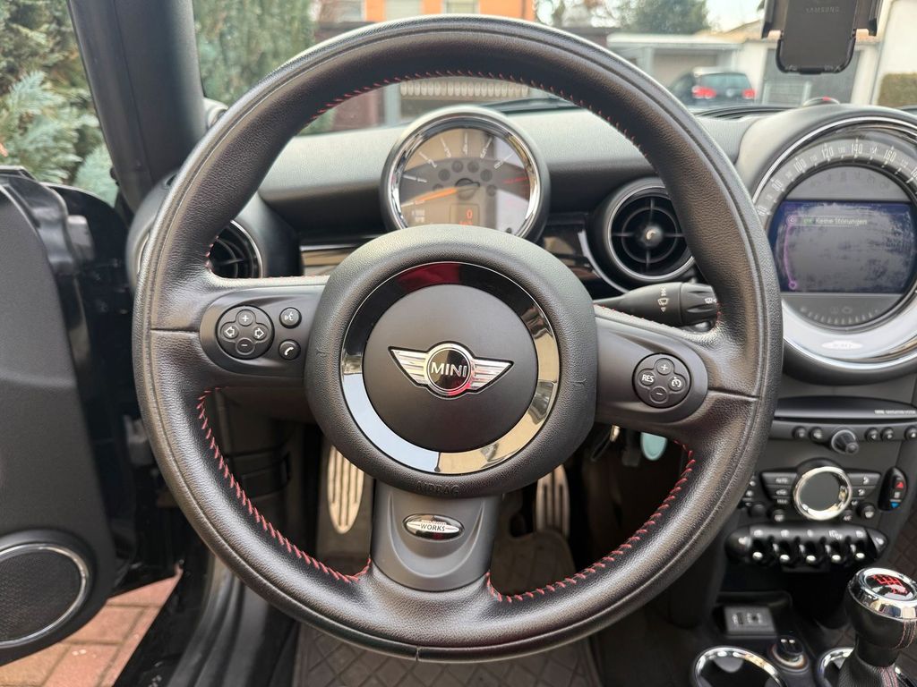 MINI John Cooper Works Cabrio