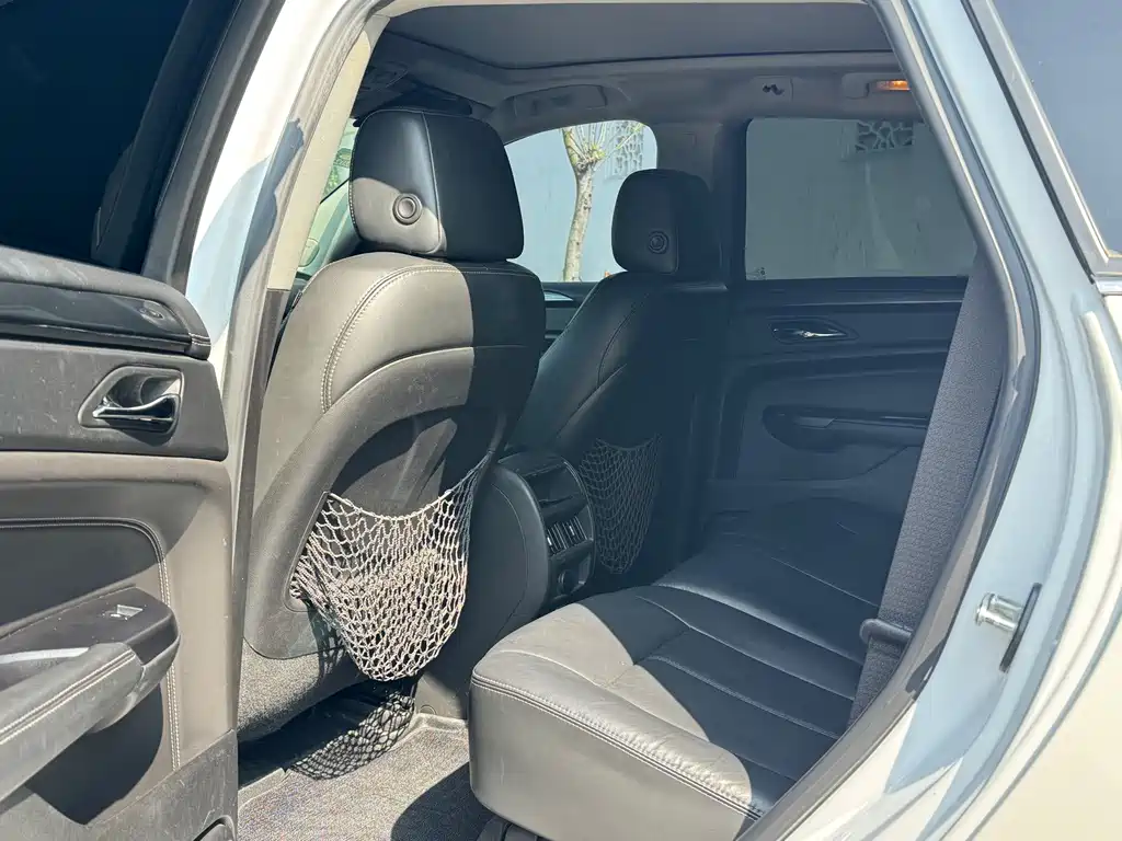 Cadillac SRX