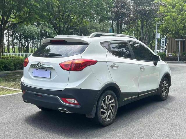 JAC Group Refine S3