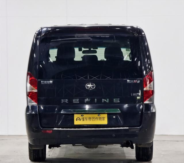 JAC Group Refine M5