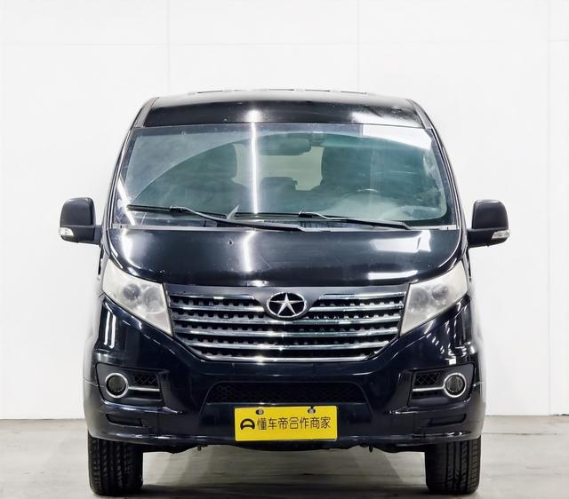 JAC Group Refine M5