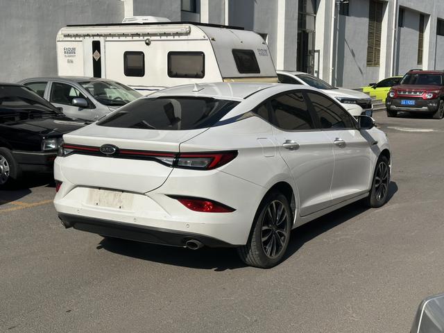 JAC Group Jiayue A5