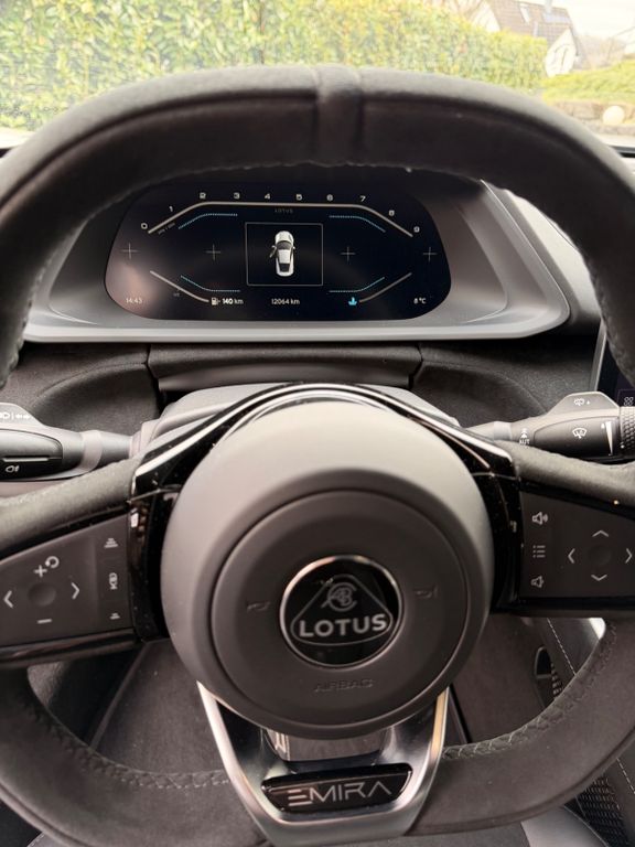Lotus Emira