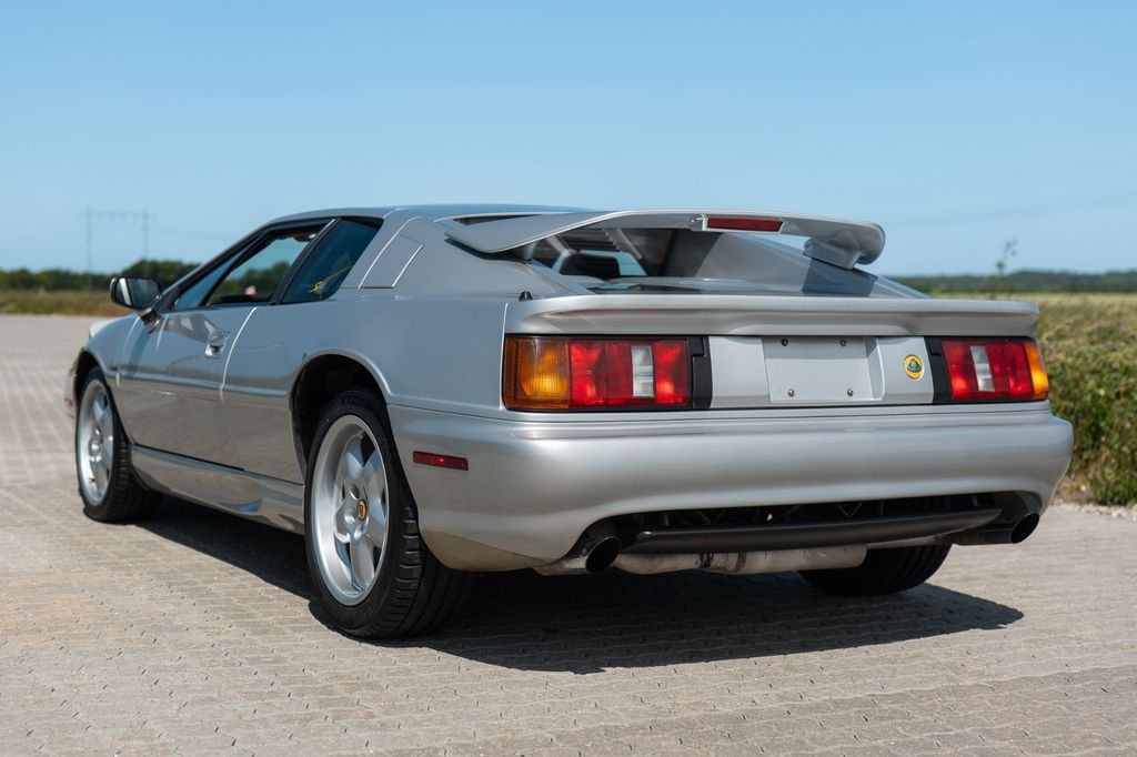 Lotus Esprit
