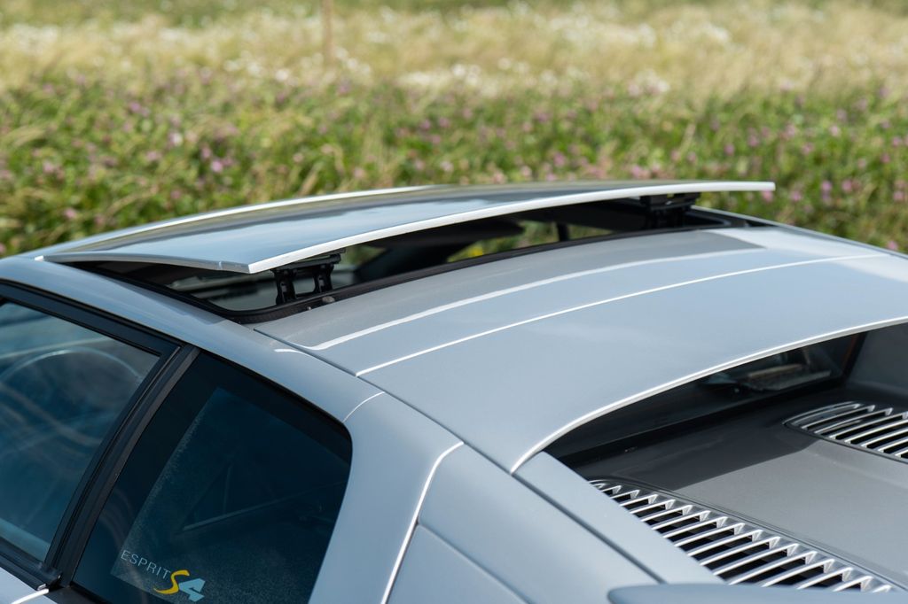 Lotus Esprit