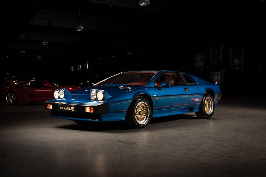 Lotus Esprit