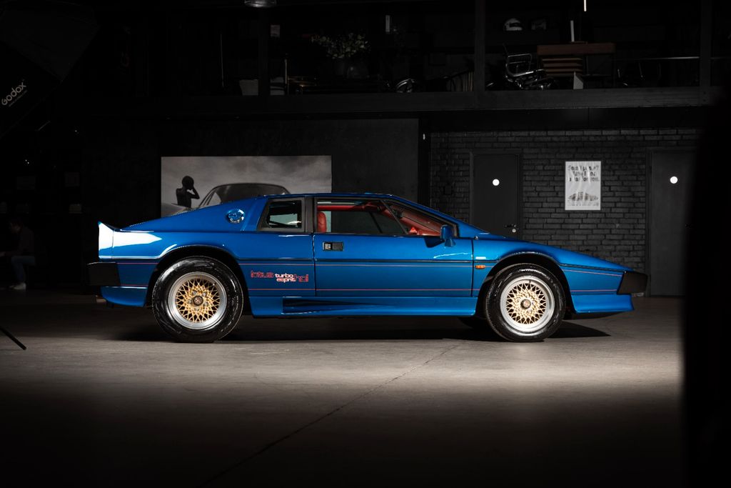 Lotus Esprit
