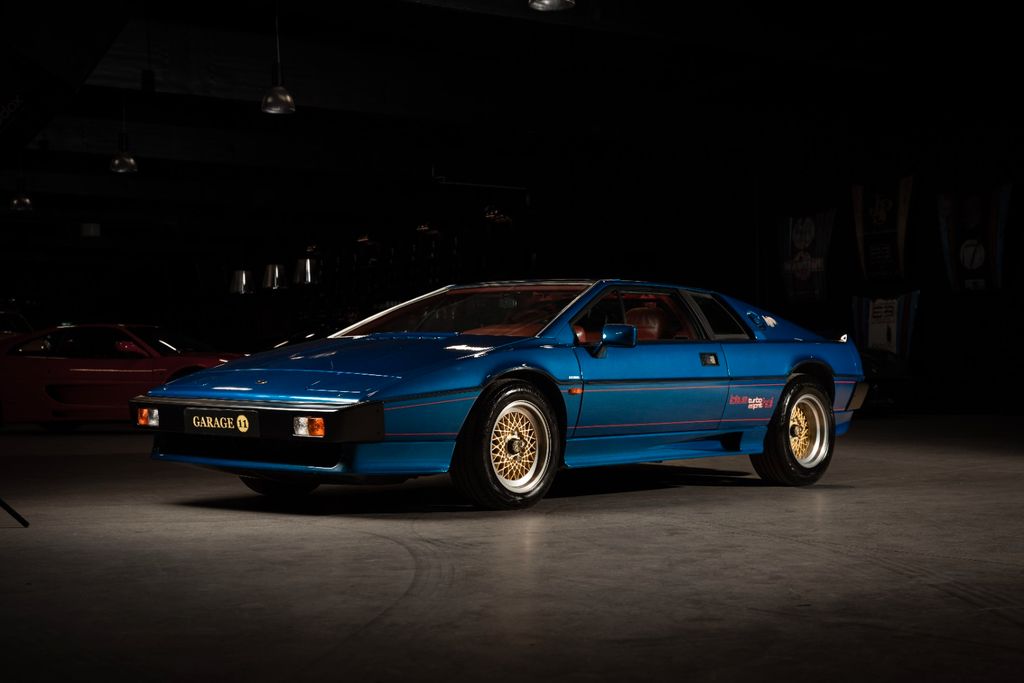 Lotus Esprit