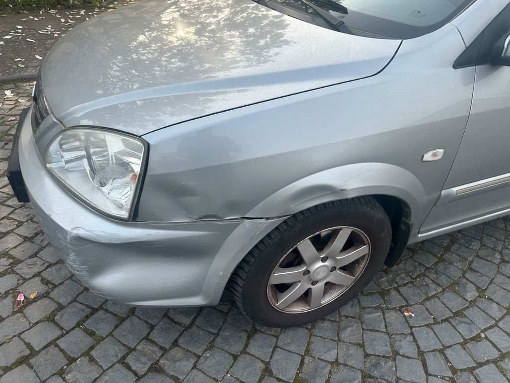 Kia Carens