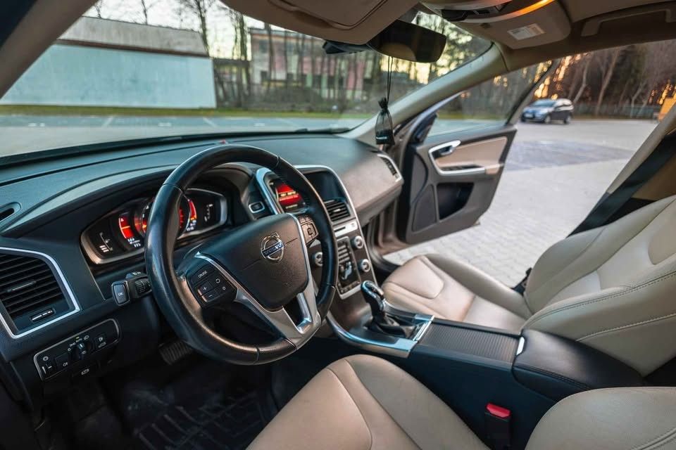 Volvo XC60