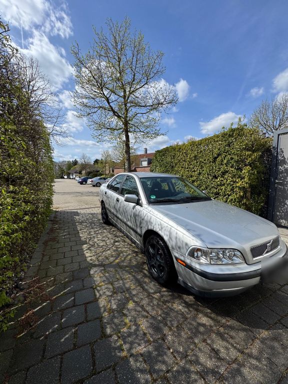 Volvo S40