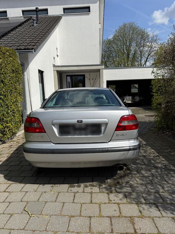 Volvo S40