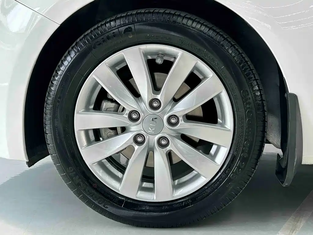 Kia K3