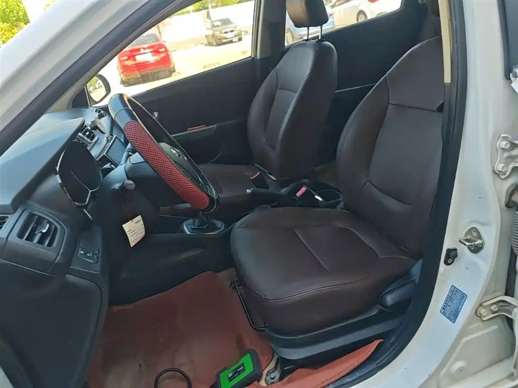 Kia K2