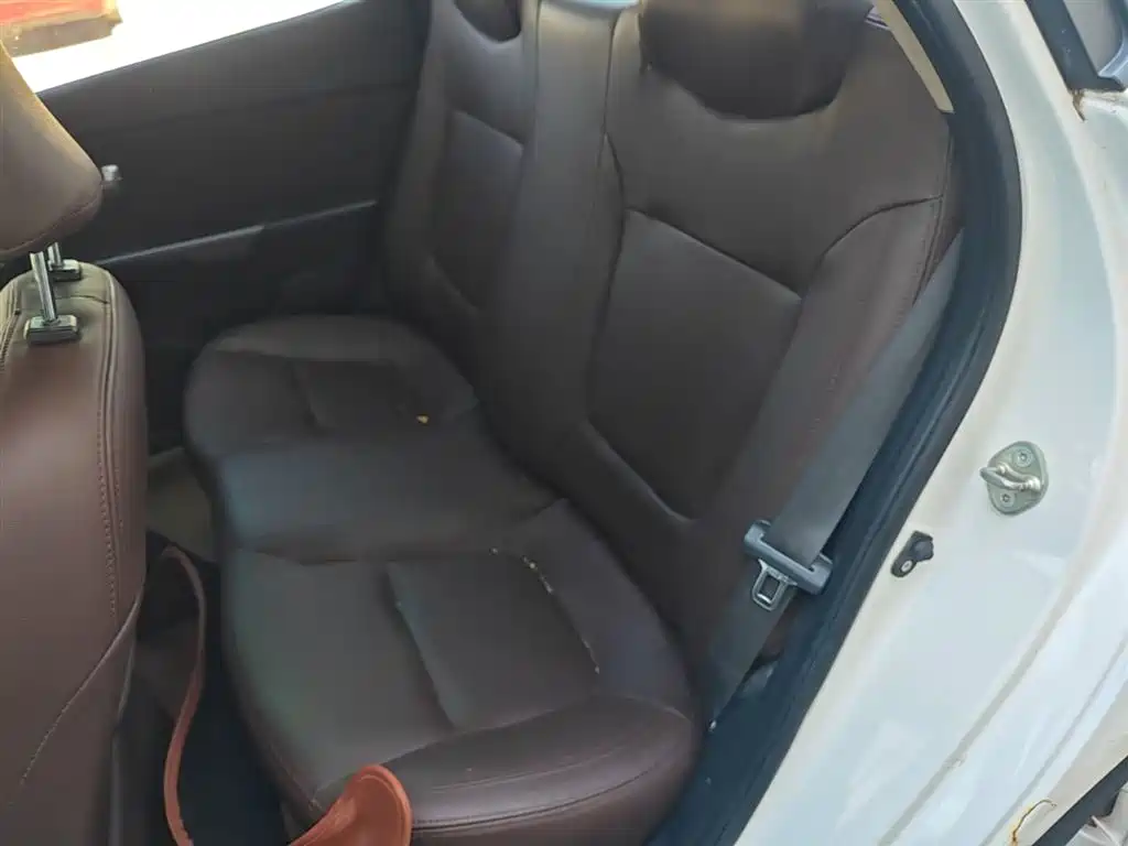 Kia K2