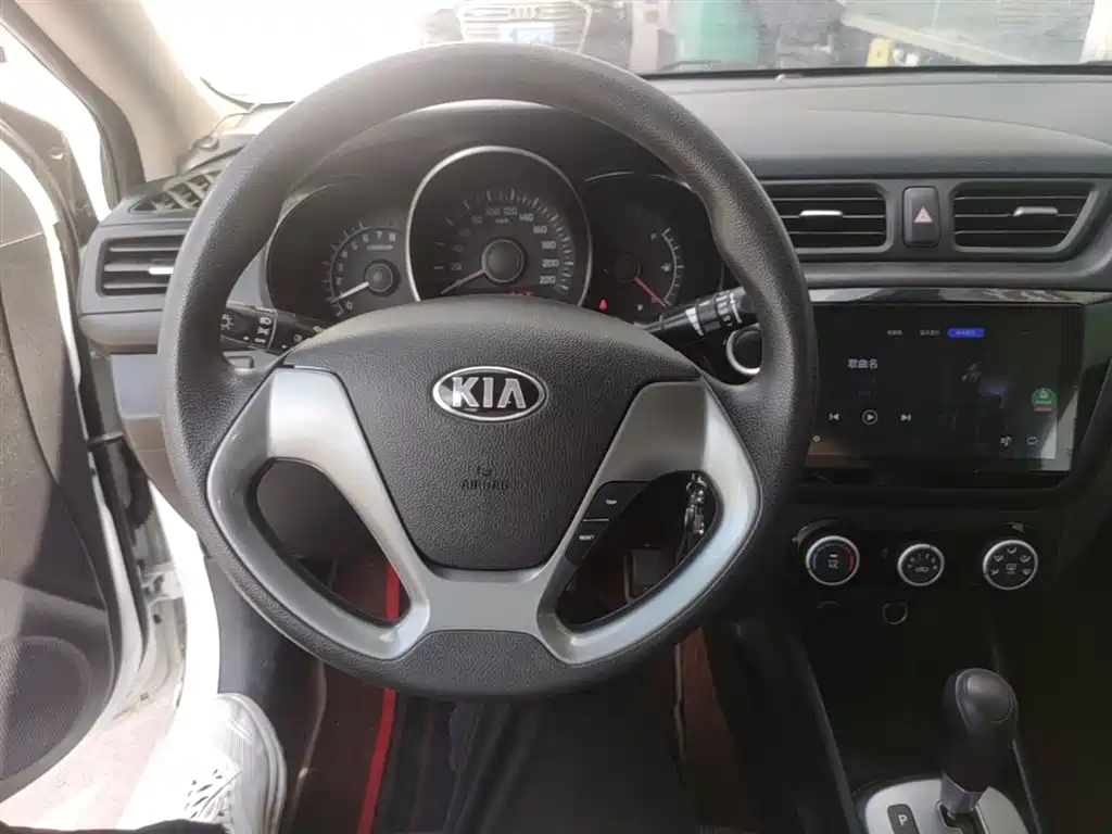 Kia K2