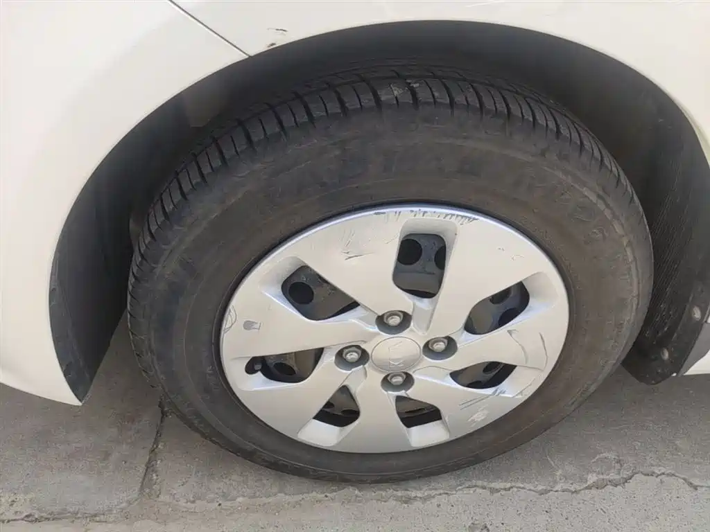 Kia K2