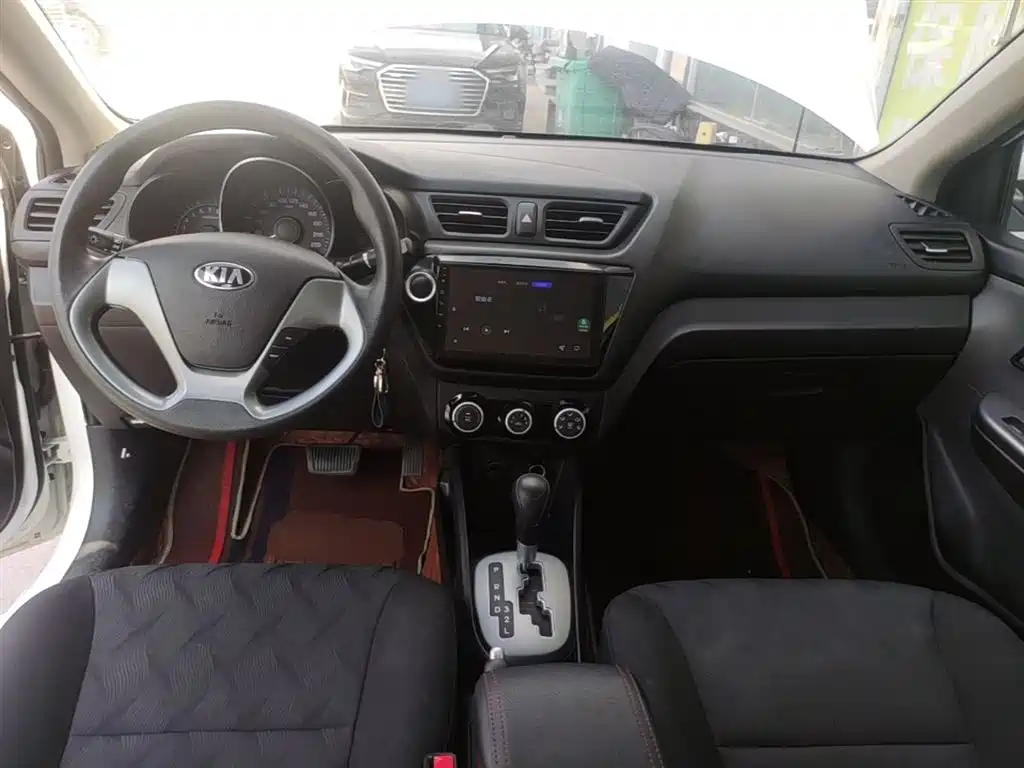 Kia K2
