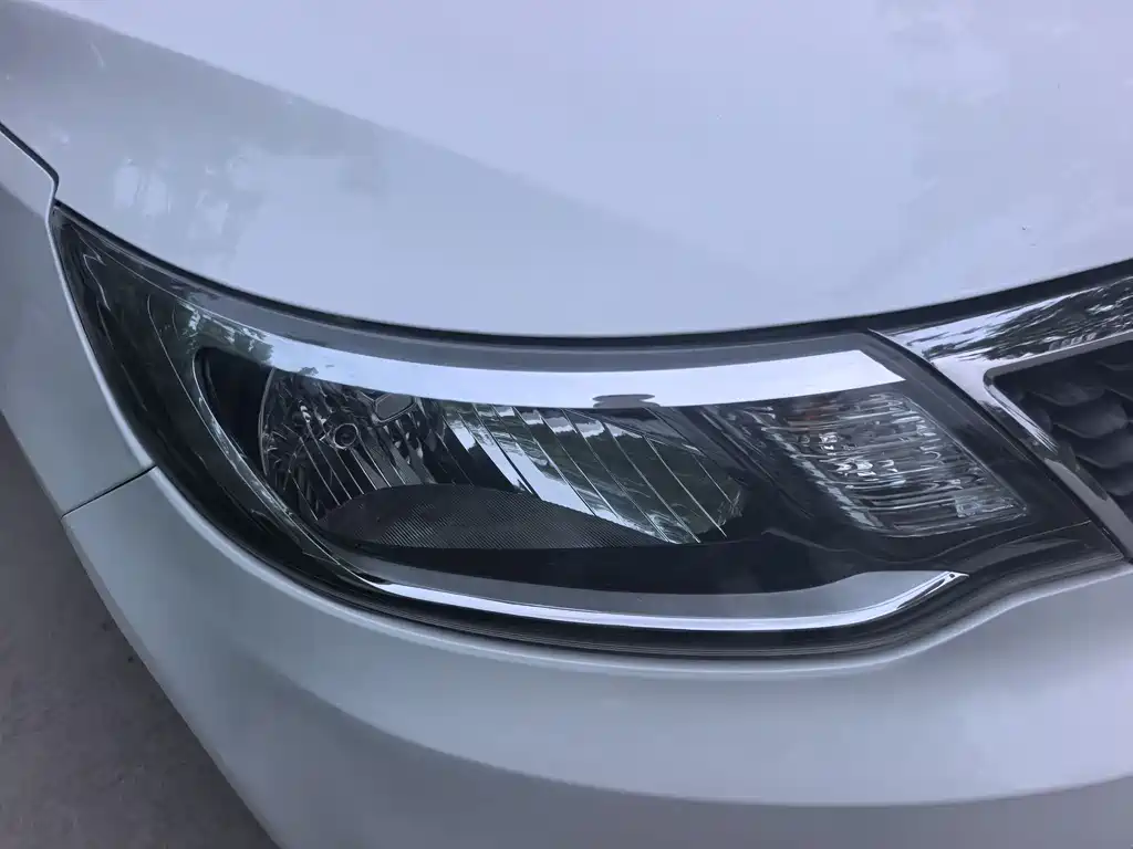 Kia K2