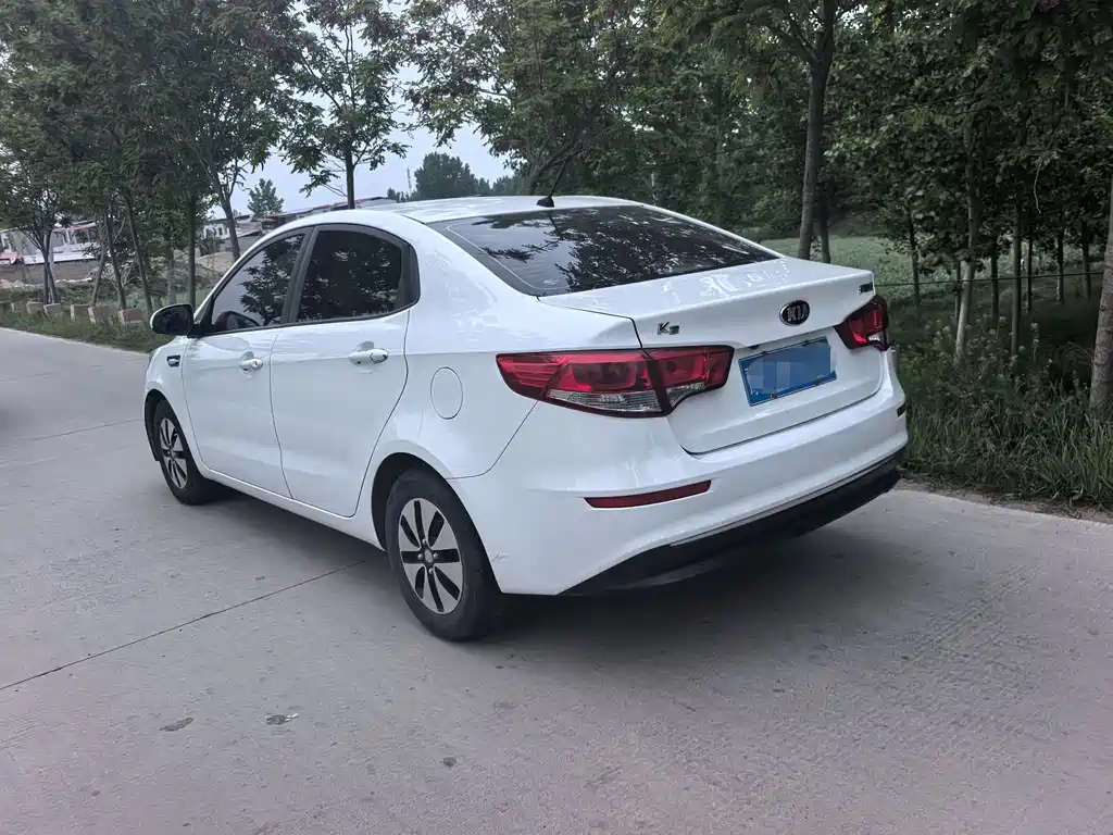 Kia K2