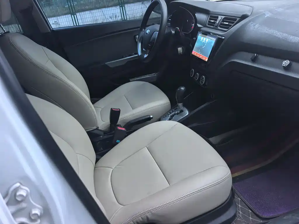 Kia K2