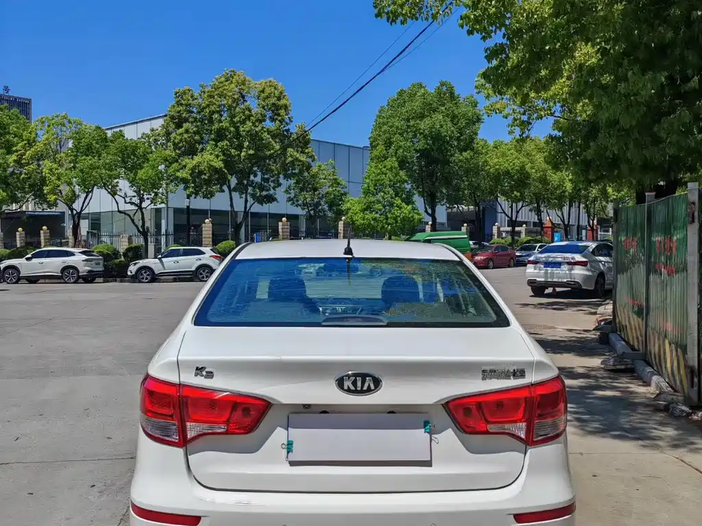 Kia K2