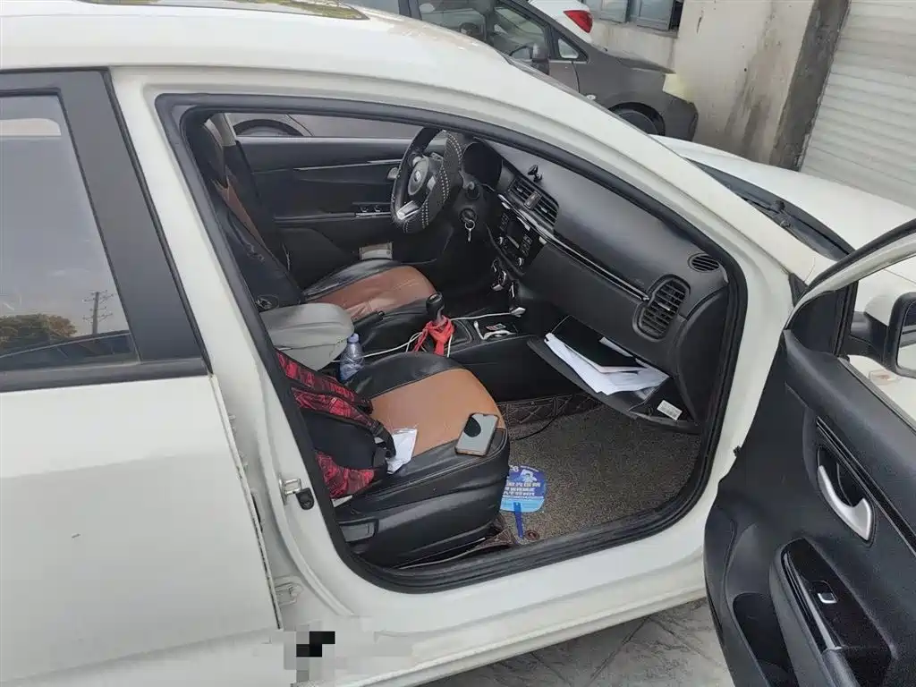 Kia K2