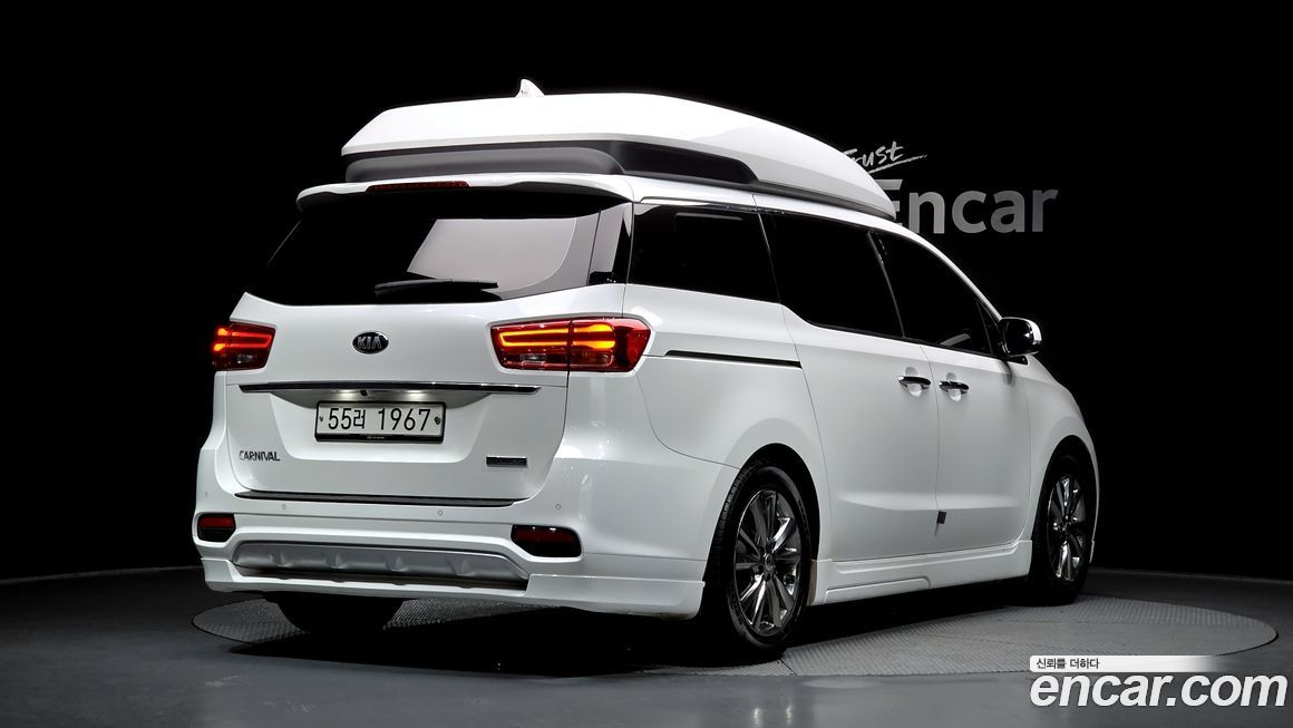 Kia Canival