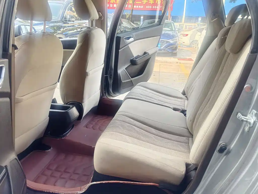 Baojun 310W