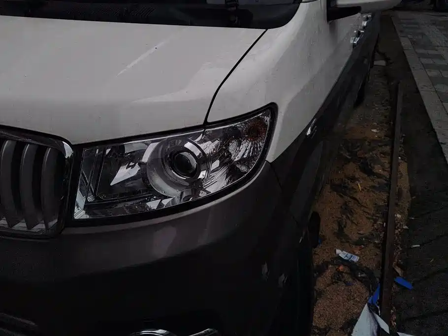 Jinbei Hiace X30L