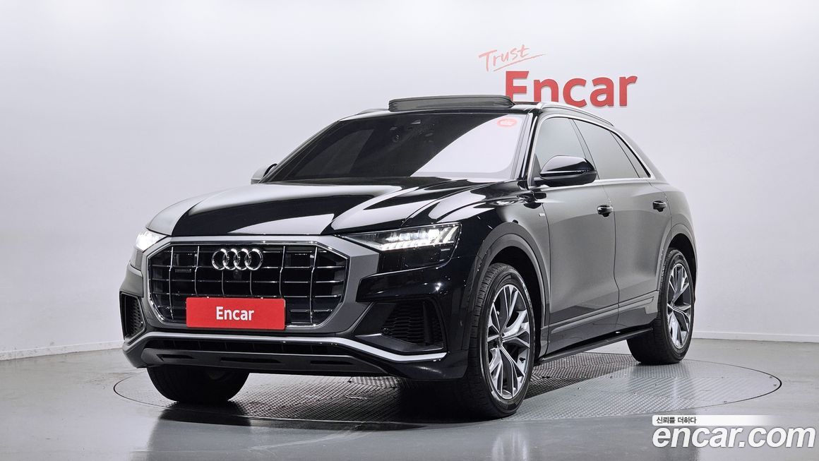 Audi Q8