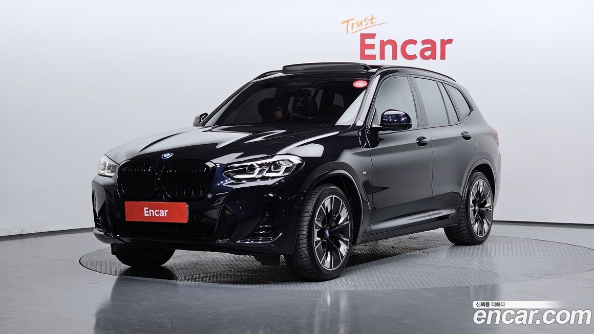 BMW iX3
