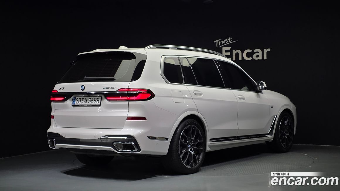 BMW X7