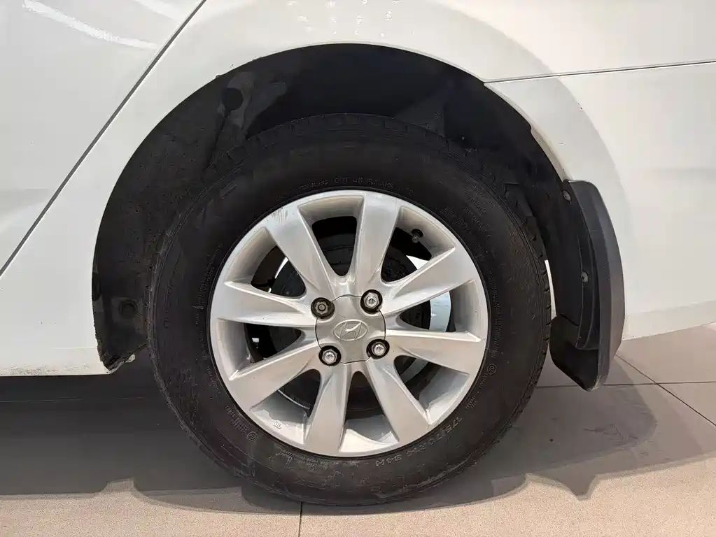 Hyundai Verna