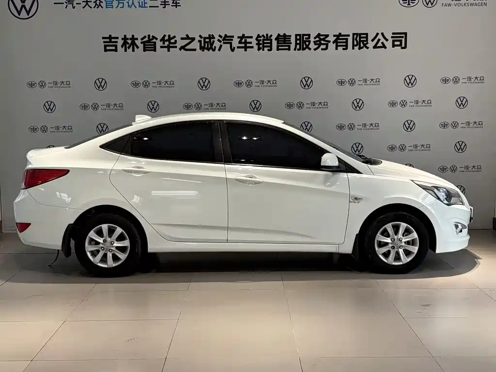 Hyundai Verna