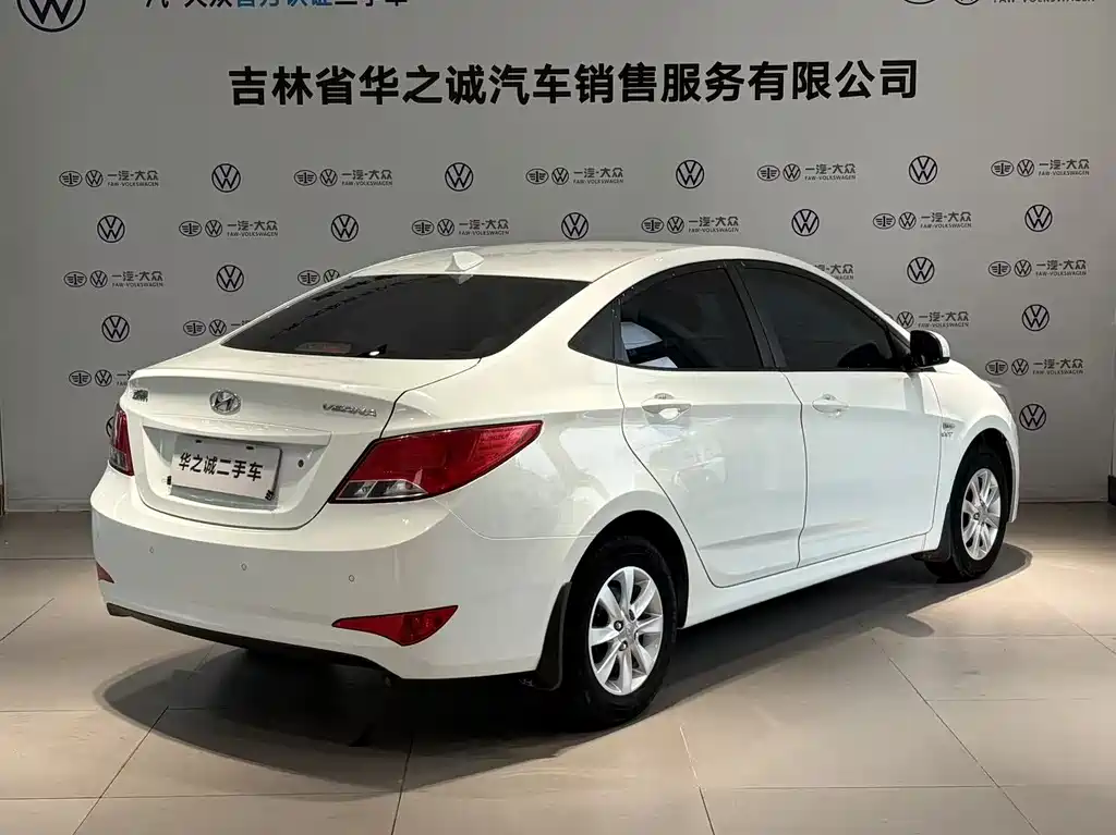 Hyundai Verna
