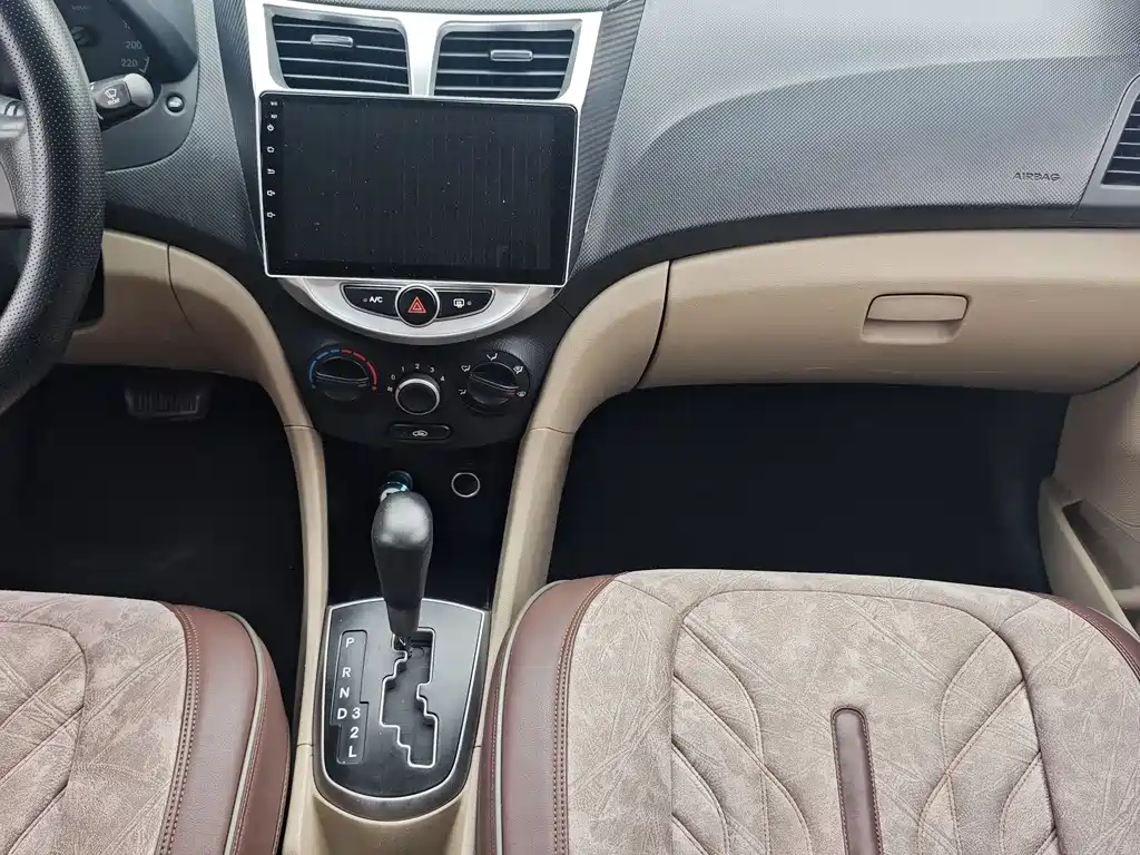 Hyundai Verna