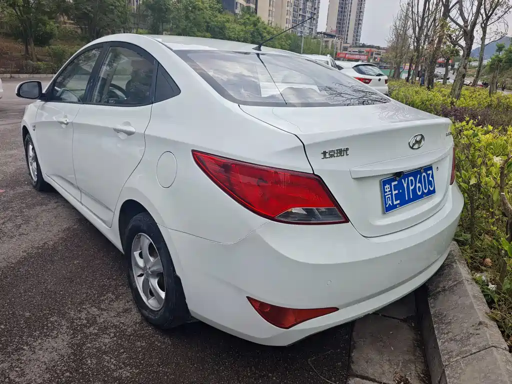 Hyundai Verna