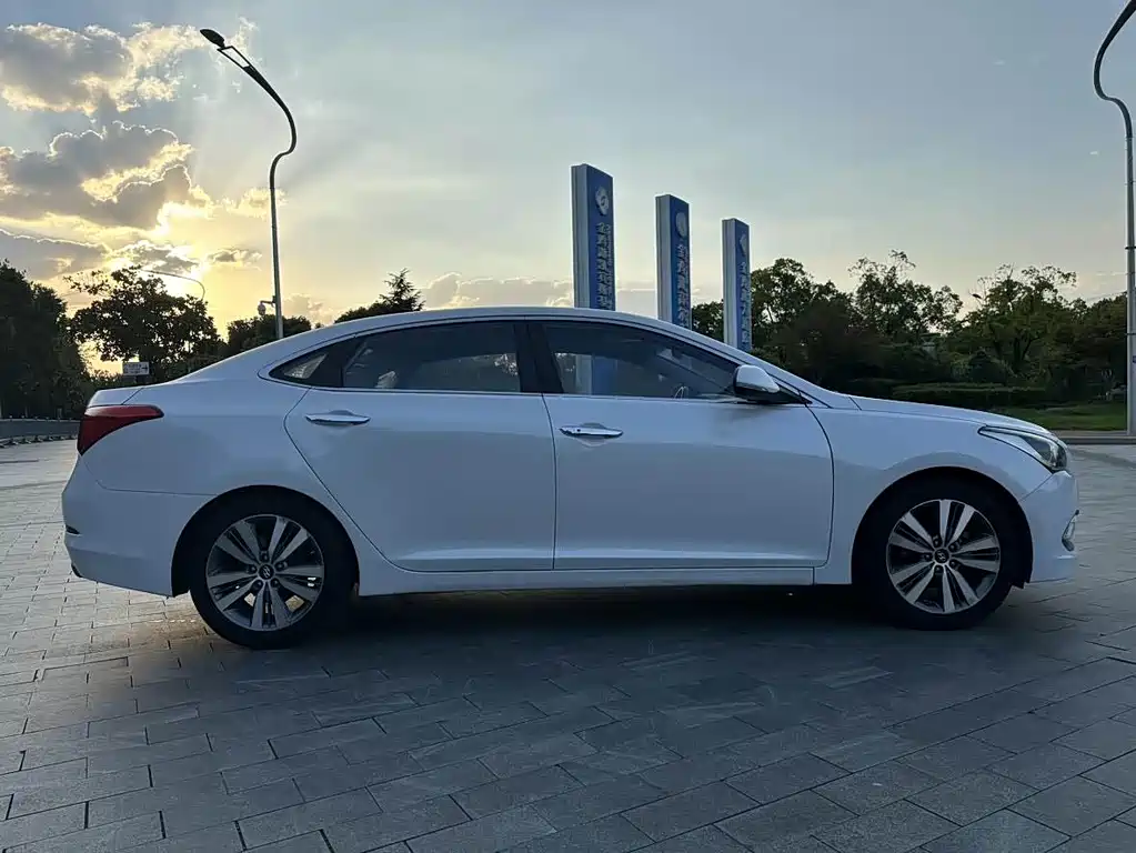 Hyundai Mistra