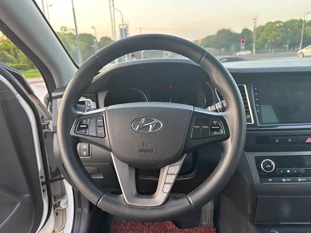 Hyundai Mistra