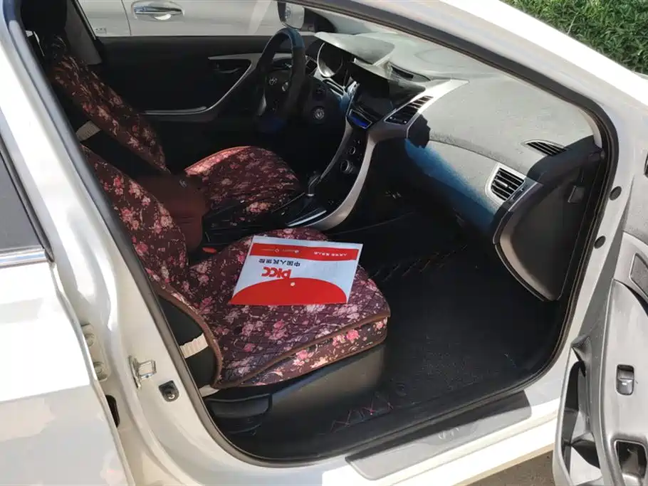 Hyundai Elantra Langdong