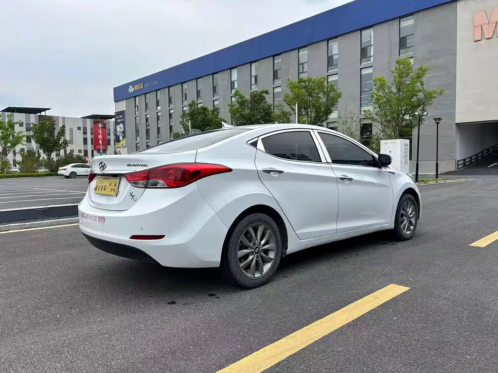 Hyundai Elantra Langdong