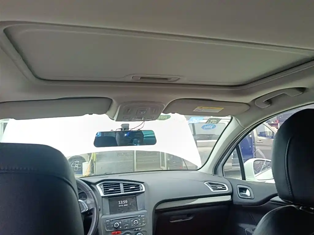 Citroen C4L
