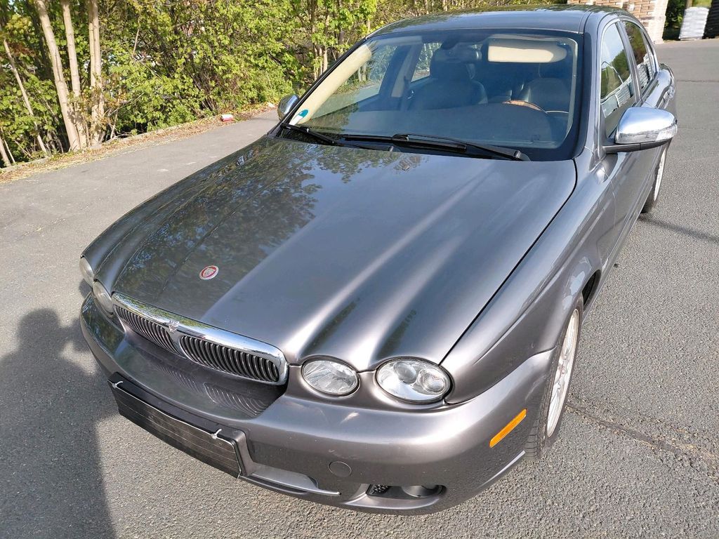 Jaguar X-Type
