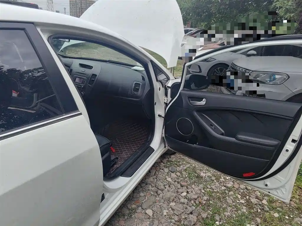 Kia K3