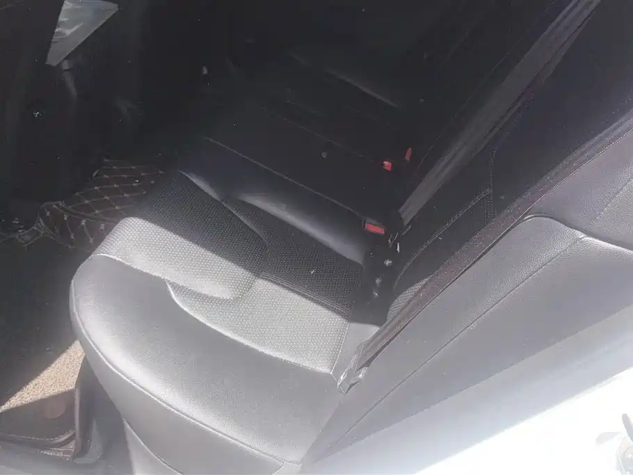 Chery Arrizo 5